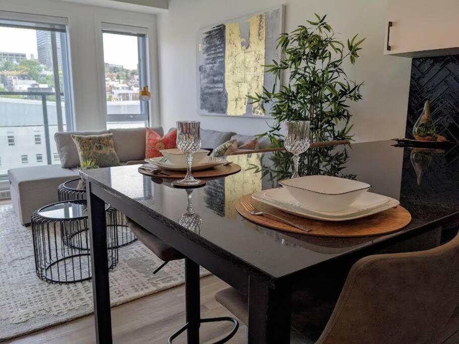 Downtown Penthouse Condo With Breathtaking City Views Québec Eksteriør billede