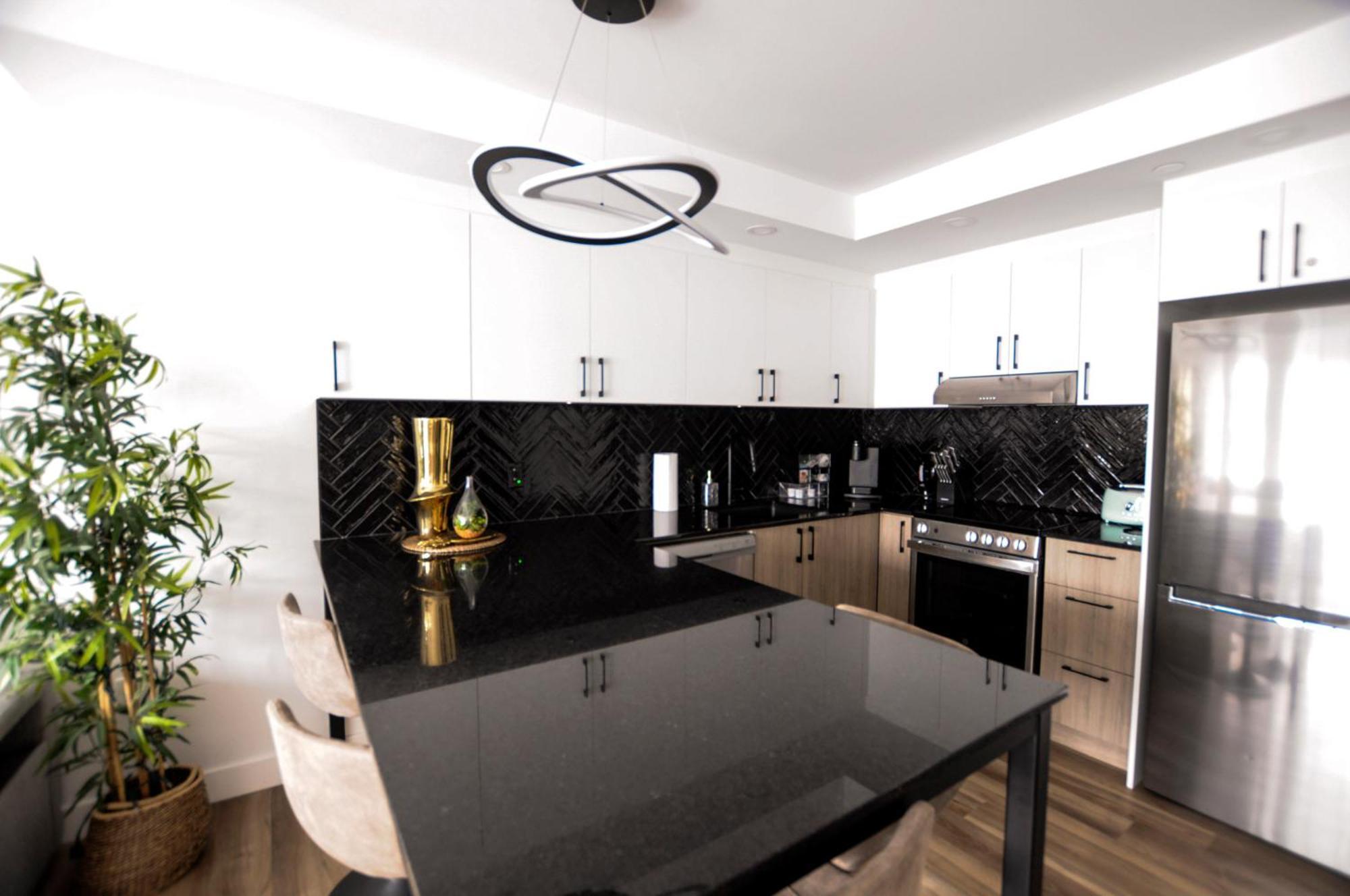 Downtown Penthouse Condo With Breathtaking City Views Québec Eksteriør billede