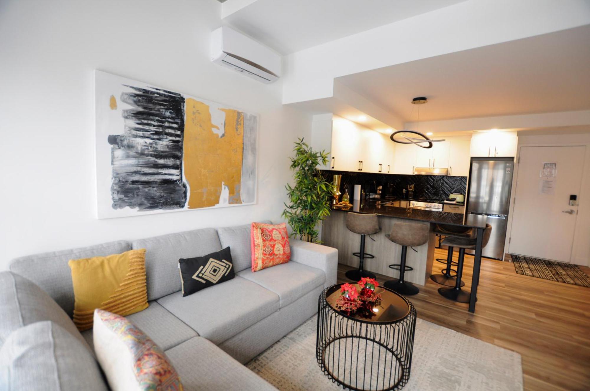 Downtown Penthouse Condo With Breathtaking City Views Québec Eksteriør billede